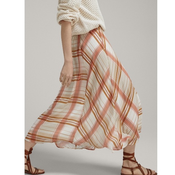 Massimo Dutti Check print midi skirt in Raspberry - Picture 5 of 16